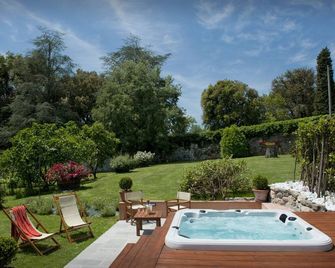 La Chiusa di Nanni - Matraia - Piscina