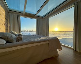 Seaside Glass Villas - Kemi - Bedroom