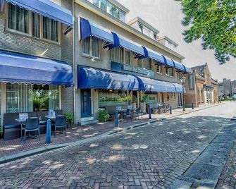 Hotel de Sluiskop - Pernis - Building