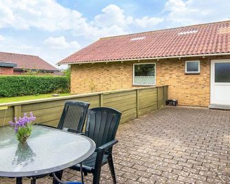 5 person holiday home in Skjern-By Traum - Skjern - Balcón