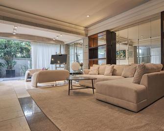 Residence L´ Heritage Tennyson by BlueBay - เม็กซิโกซิตี้ - ห้องนั่งเล่น