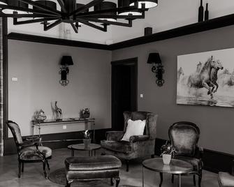 Château de Castel Novel Boutique Hôtel - Varetz - Lounge