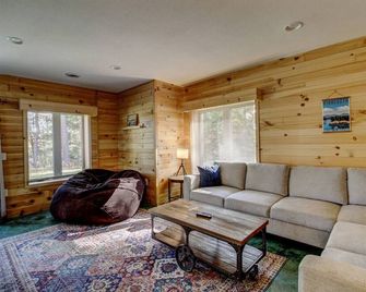 Eagle`s Nest - Main House - Brainerd - Wohnzimmer