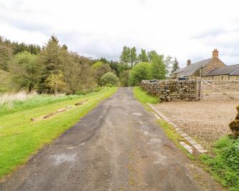 Shepherds Burn Cottage - Hexham - Outdoor view