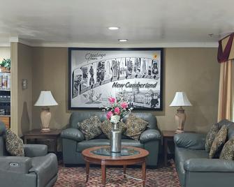 Super 8 by Wyndham New Cumberland - New Cumberland - Lounge