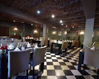 Hôtel Moulin de la Strument - La Roche En Ardenne - Restaurante