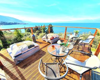 Magical View Studios 2 Asproneri, Kamena Vourla - Kamena Vourla - Balcón