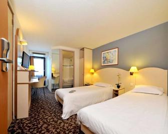 Kyriad Annecy Cran Gevrier - Annecy - Bedroom
