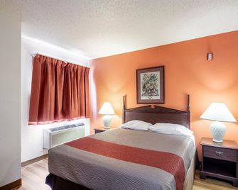 Motel 6 Saukville Wi - Saukville - Bedroom
