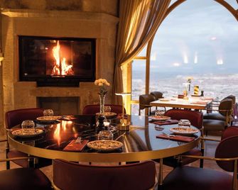 Millstone Cave Suites - Uchisar - Restaurant