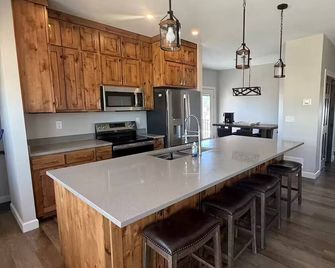 Marvelous 3-bedroom house in charming Kremmling perfect for getaway - Kremmling - Cocina