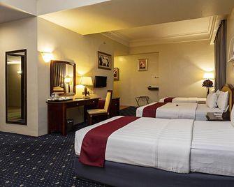 Sarrosa International Hotel and Residential Suites - Ciudad de Cebú
