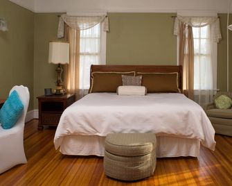 Morgan and Wells Bed and Breakfast - Shelby - Schlafzimmer