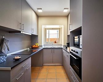 Up Estalagem dos Padres - Albergaria a Velha - Cocina