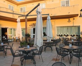 Zefiro Residence - Siderno - Restaurant