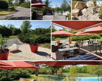 Auberge de Cartassac - Sarrazac - Patio