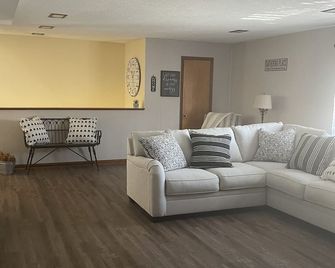 Guesthouse Downtown Hermann historic District - Hermann - Living room