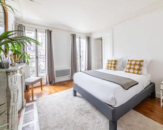 Residence Bergere - Apartments - Paris - Bedroom