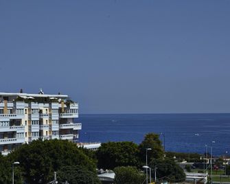 Bed and Breakfast Hotei - Catania - Outdoors view