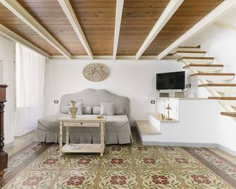 Appartamento Vintage con Balcone by Wonderful Italy - Ostuni - Wohnzimmer