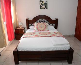 Hotel La Fonda de Charlie - San José - Habitación