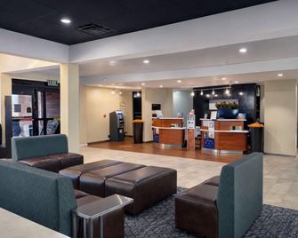 Hawthorn by Wyndham Dallas Love Field Airport - Dallas - Lobby