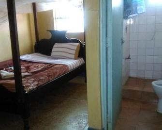 Mwisho Mwisho Tourist Hotel - Siaya - Habitación
