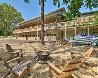 Less Than 1 Mi to Marina Beautiful Bull Shoals Retreat - Bull Shoals - Patio