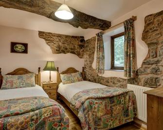 Luccombe Cottage, Near Dunster - Minehead - Bedroom