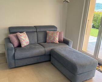 Superb apartment in Cully with lake view. - Bourg-en-Lavaux - Living room