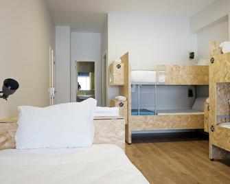 Hi Go Hostel & Suites - Vila Nova de Famalicao - Chambre