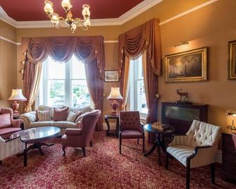 The Imperial Hotel - Barnstaple - Living room