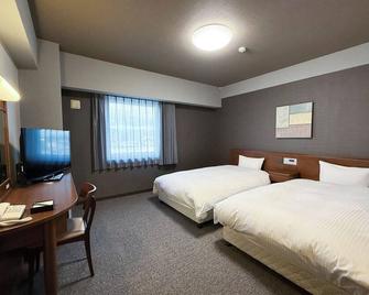 Hotel Route-Inn Omagari Ekimae - Daisen - Bedroom