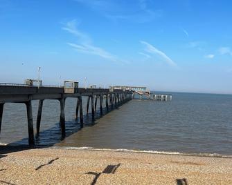 Fab cottage in the heart of Deal - Great Location - Deal - Beach