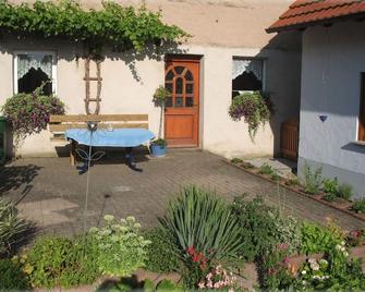 Ferienwohnung Pfrang - Oberschwarzach - Patio
