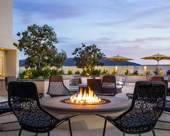 SpringHill Suites by Marriott Los Angeles Burbank/Downtown - Burbank - Patio