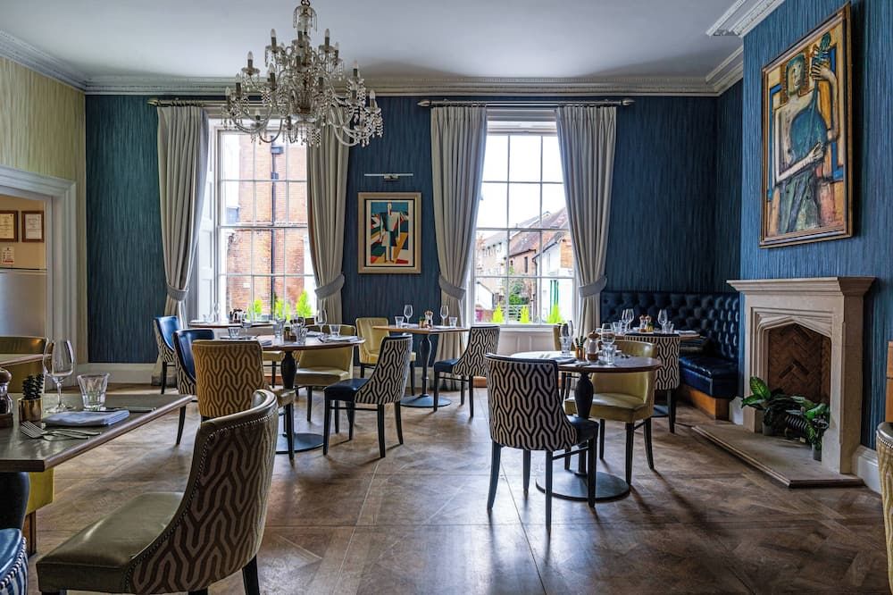 هاربور هوتل تشيتشيستر