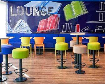 ibis budget Curitiba Centro - คูริชิบา - เลานจ์