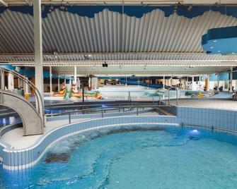 Rbr 1373 - Beach Resort Kamperland - Kamperland - Pool