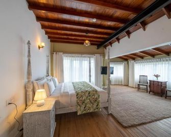 Pedro Barn Hotel at Little England Cottages - Nuwara Eliya - Schlafzimmer