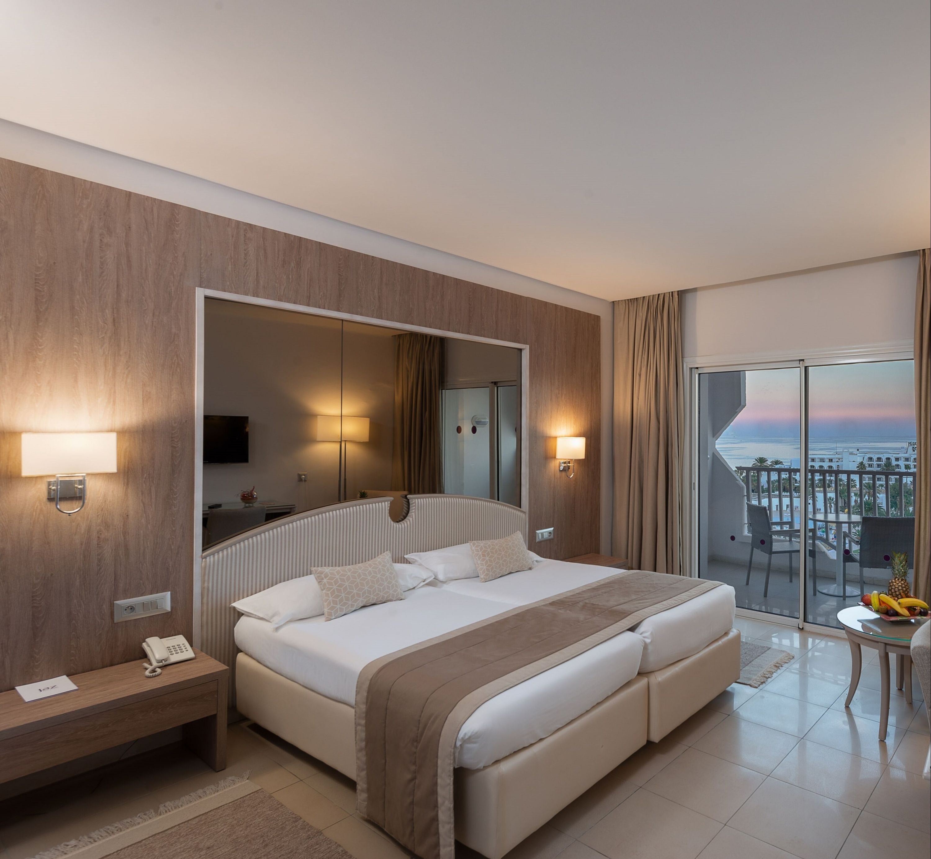 Hotel Tour Khalef - סוס