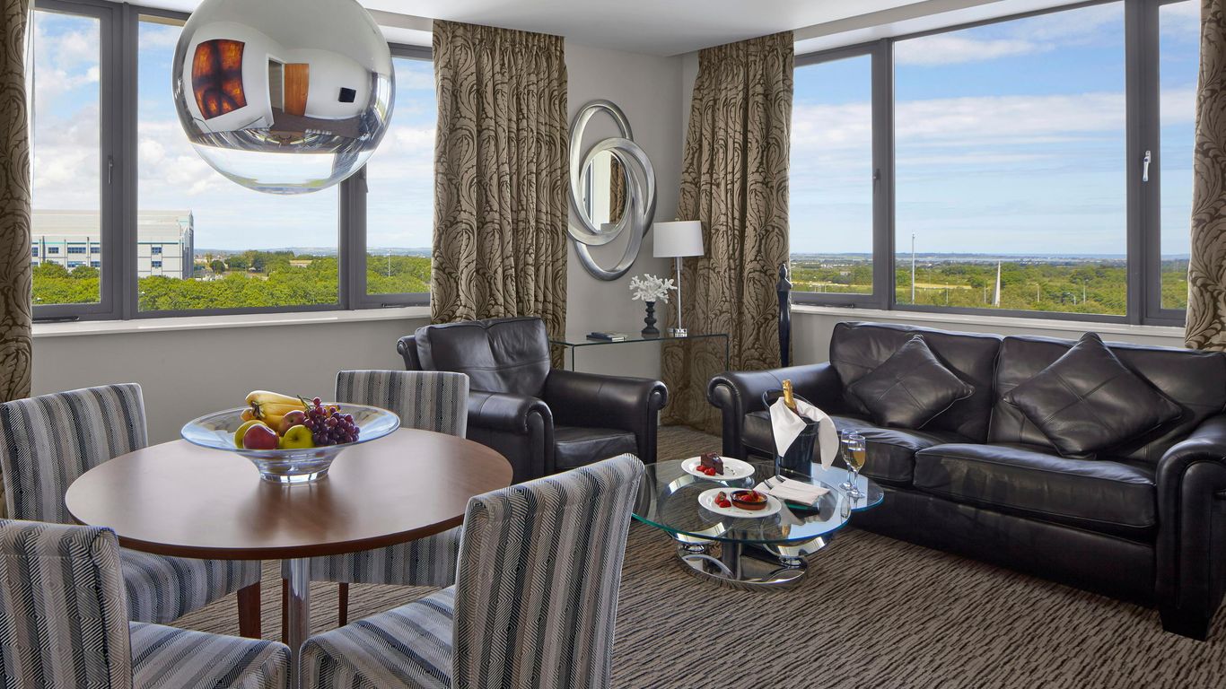 Clayton Hotel Dublin Airport Central