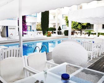 Tasmaria - Pafos - Piscina