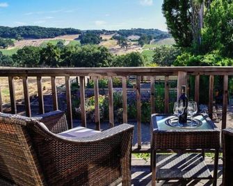 Orchard Hill Farm by AvantStay - El Paso de Robles - Balcón