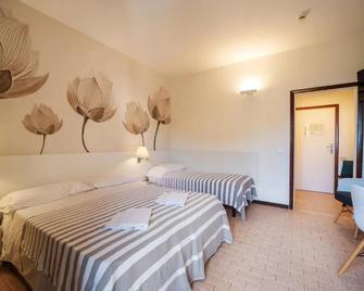 Frank's Hotel - Capoliveri - Ložnice
