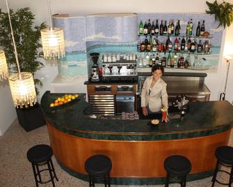 Hotel Confort - Cattolica - Bar