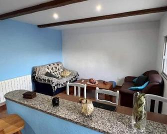 Open Mind Hostel - Alcalá la Real - Living room