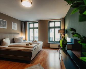 Big Living 3-zimmer-appartement mit Küche - Luga Homes - Karli - Leipzig - Bedroom