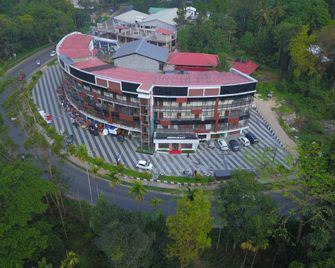 Wayanad Royal Crown - Kalpetta - Building