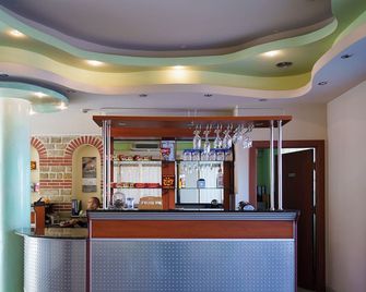 Dionis Hotel - Varna - Front desk